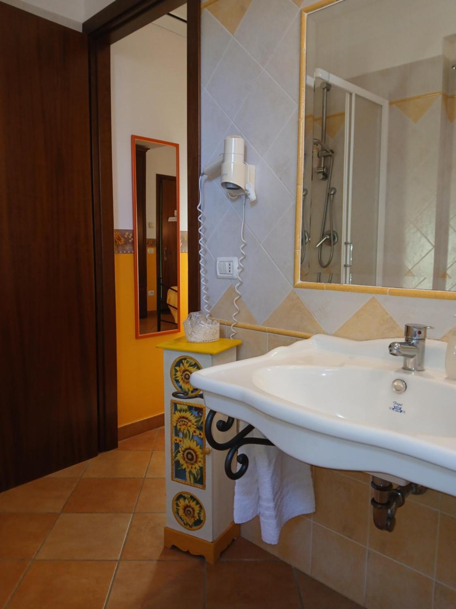 Quadruple Room Private Bathroom